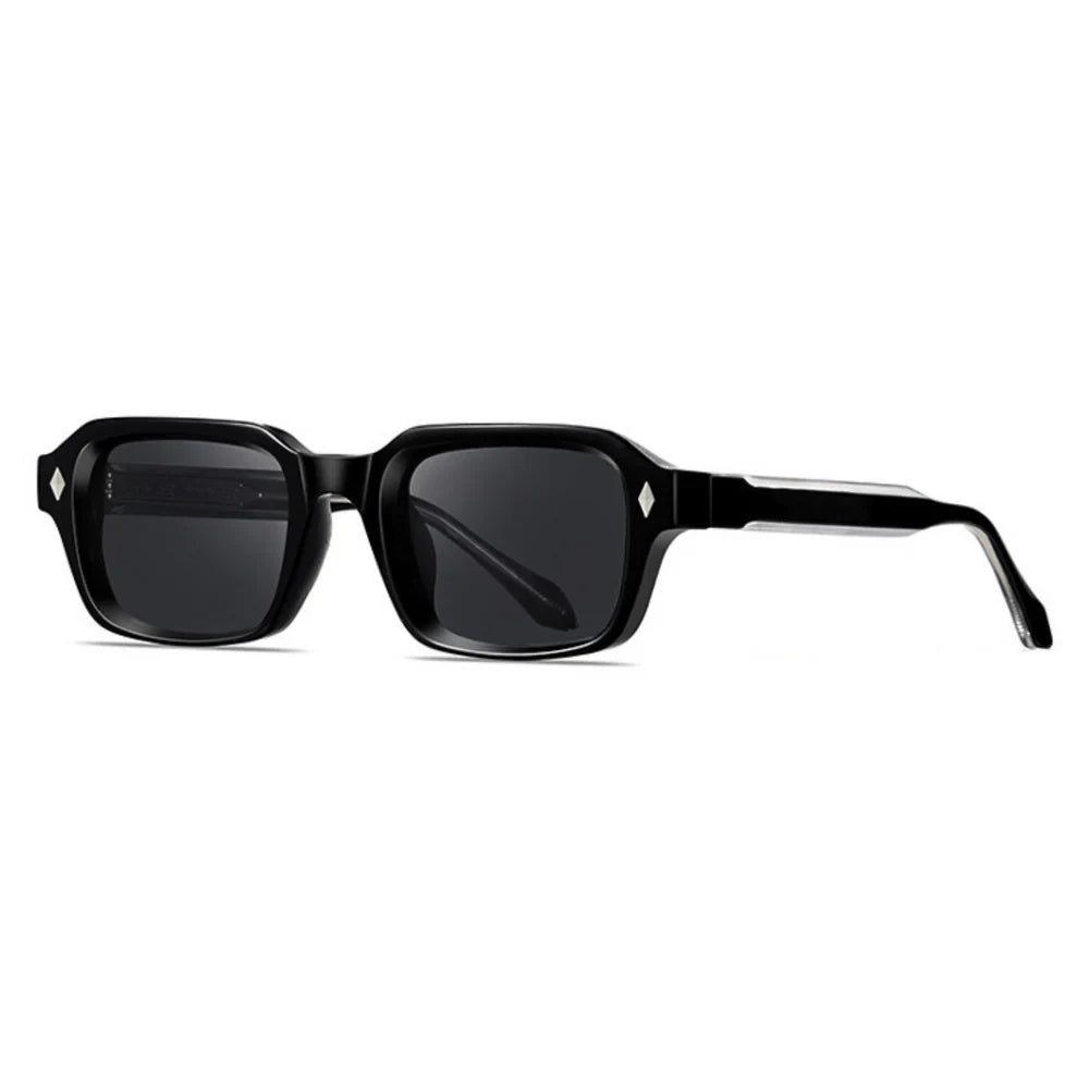 Madera Capri — Onyx Black